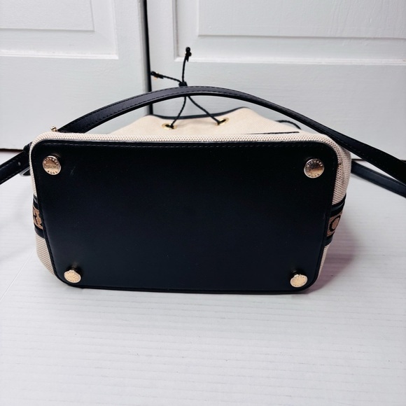 Price firm MICHAEL KORS Maeve Medium Canvas Bucket Bag - Picture 9 of 11